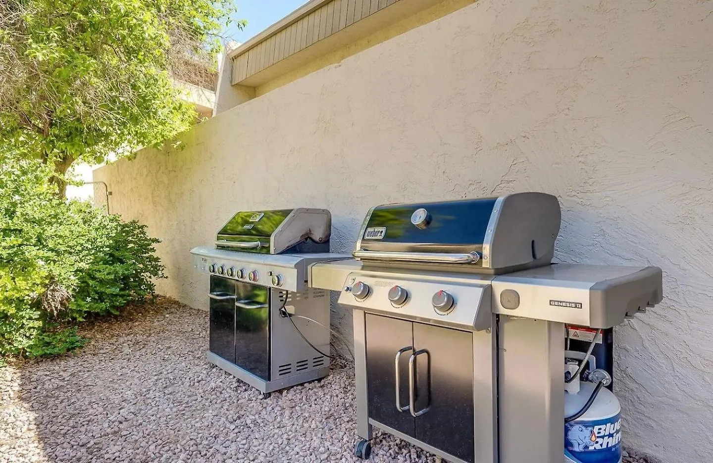 Heated Pool & Hot Tub-Walk To Old Town Condo! Scottsdale